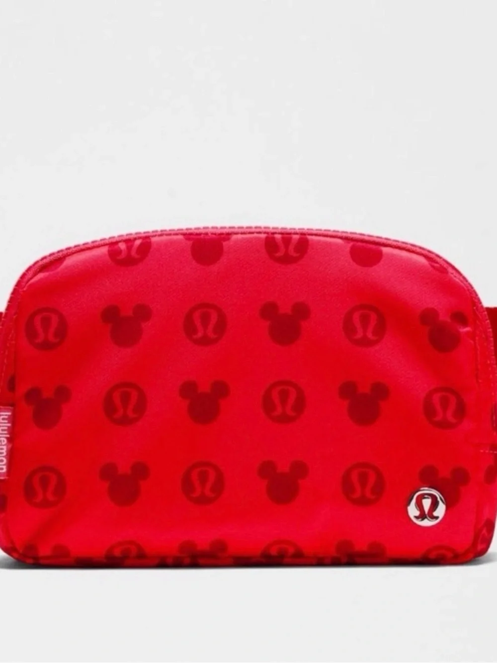 Lululemon Everywhere Belt Bag *Disney